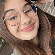 Studentessa di lingue al liceo linguistico, impartisco lezione a studenti di medie e elementari